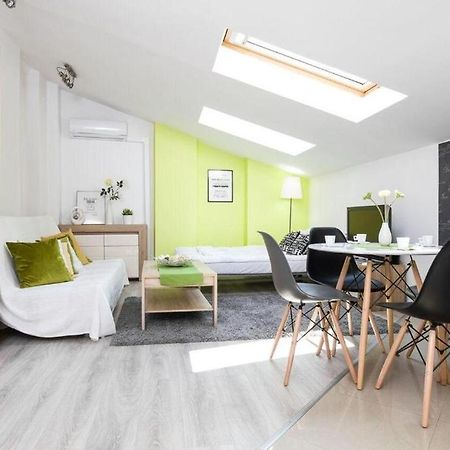 Urban Nest Apartments Lazarza 3 Krasków Εξωτερικό φωτογραφία
